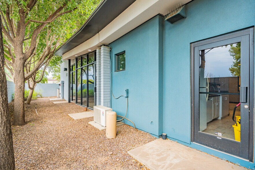 More Photos Of 1702 E McNair Dr, Tempe Office Residential For Lease