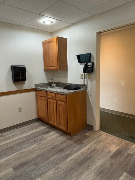 More Photos Of 1150 Opal Ct, Hagerstown Medical For Lease
