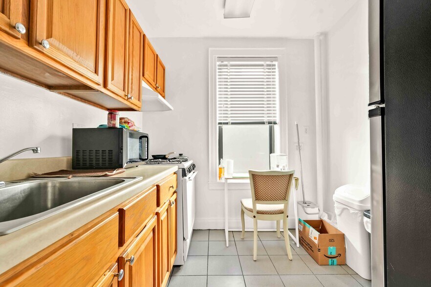 More Photos Of 28-32 44th St, Astoria Apartments For Sale