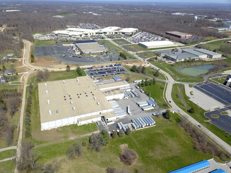 More Photos Of 225 N Daniels Way, Bloomington Refrigeration Cold Storage For Lease