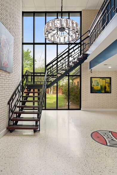 More Photos Of 9941 Rowlett Rd, Houston Medical For Lease