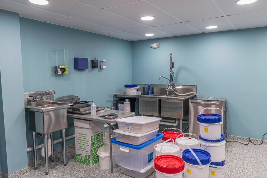 More Photos Of 69 Freedom Pky, Hermon Light Manufacturing For Lease