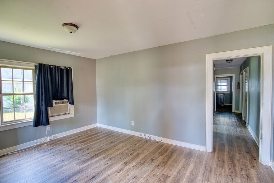 More Photos Of , Moultrie Unknown For Sale