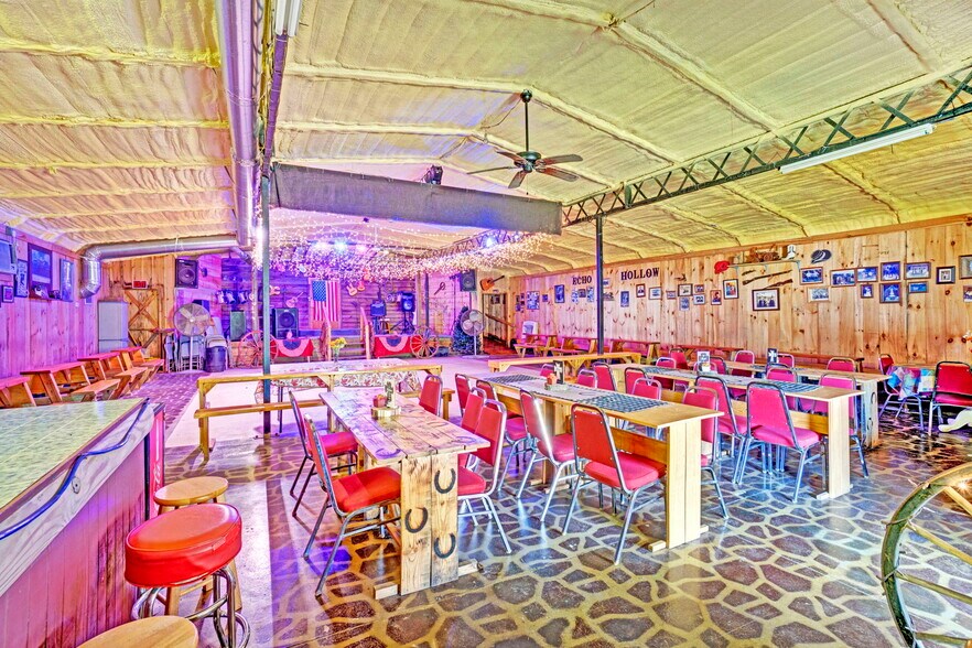 More Photos Of 4033 Geer Hwy, Cleveland General Retail For Sale