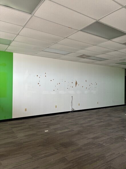 More Photos Of 2408 W Central Ave, El Dorado Unknown For Lease