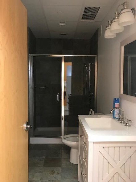 More Photos Of 901 Ethan Allen Hwy, Ridgefield Office For Sale