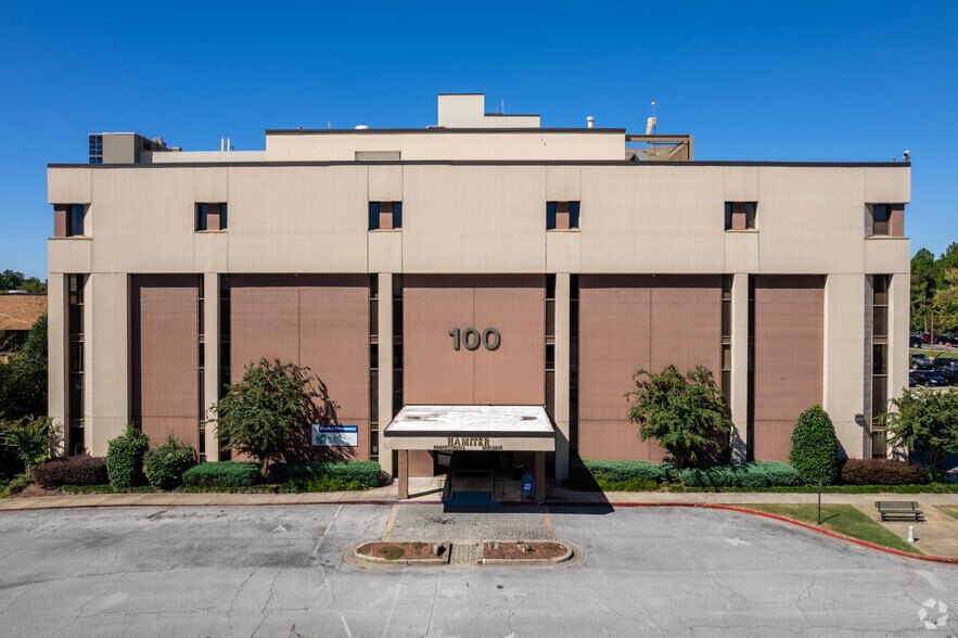 Primary Photo Of 100 Gaines Ave, Gadsden Medical For Lease