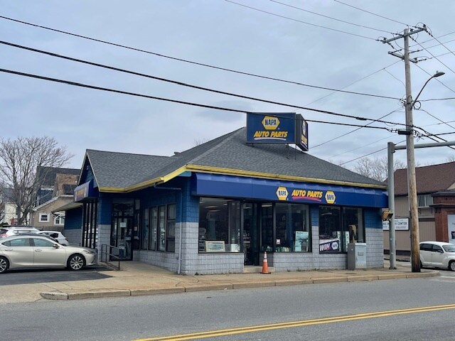 Primary Photo Of 462 Central Ave, Pawtucket Freestanding For Lease