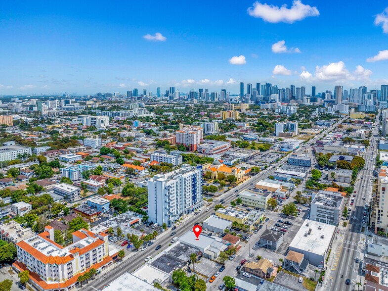 More Photos Of 1432-1436 W Flagler St, Miami Storefront Retail Office For Sale