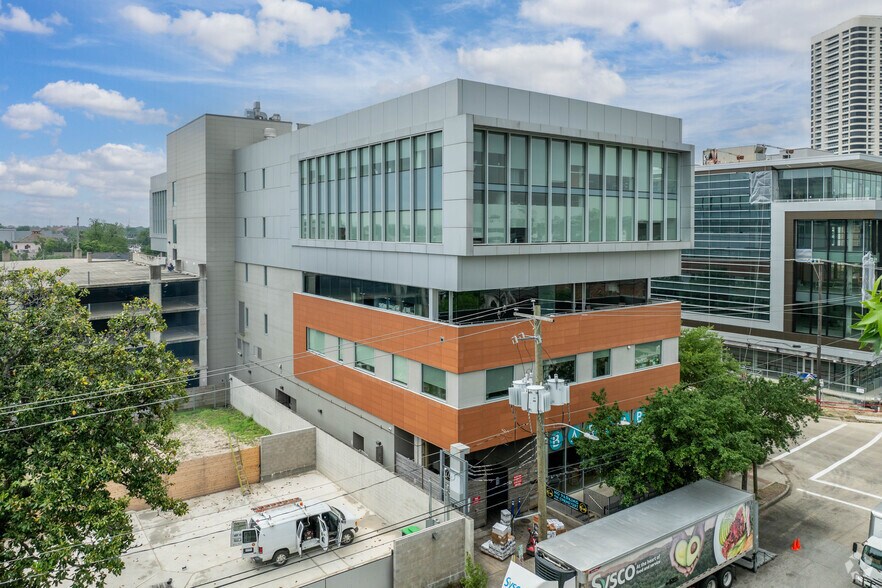 More Photos Of 1801 Binz St, Houston Medical For Lease