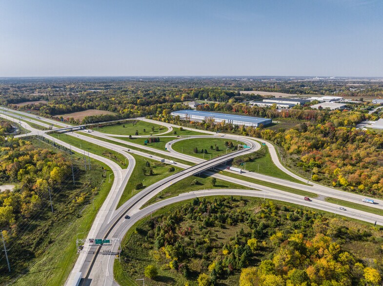 More Photos Of 6701 Nimtz Pky, South Bend Distribution For Sale