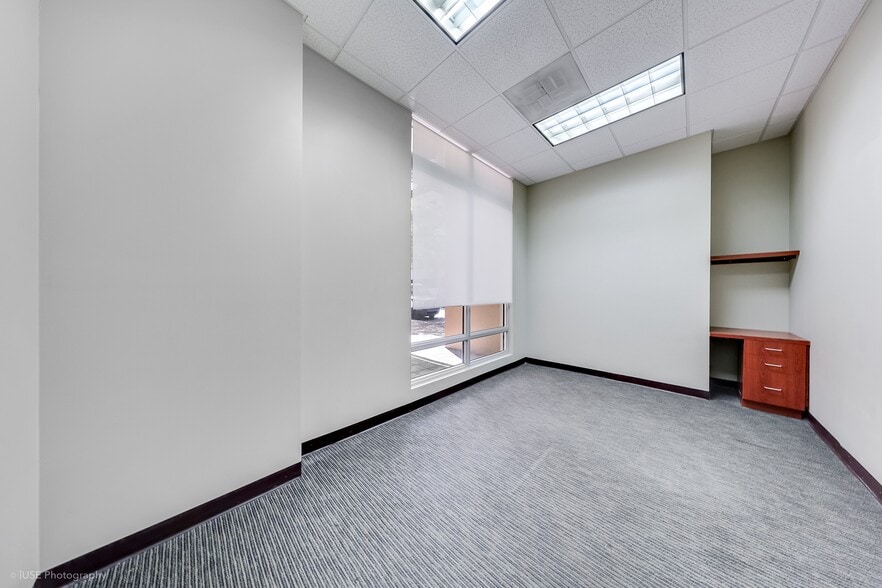 More Photos Of 135 San Lorenzo Ave, Coral Gables Office For Sale