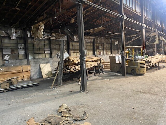 More Photos Of 813 S Reading Ave, Boyertown Manufacturing For Lease