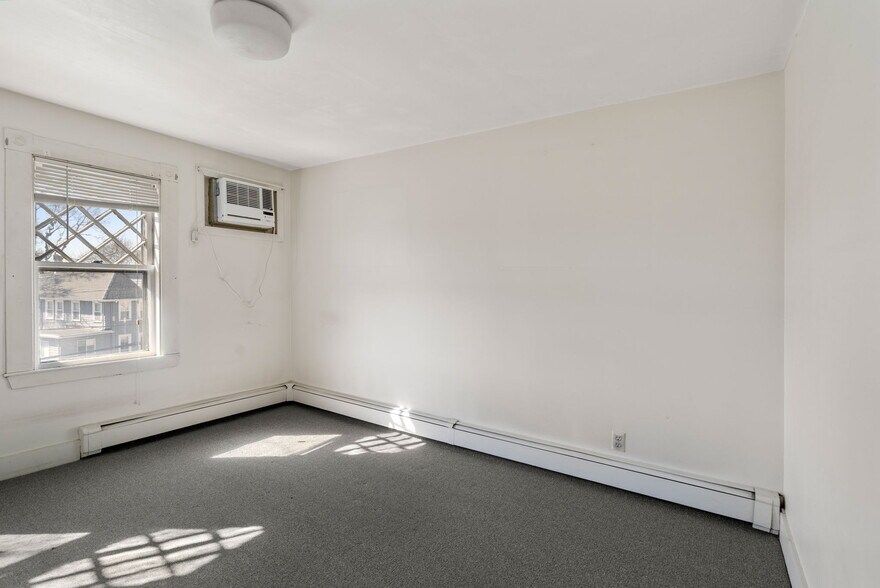 More Photos Of 113 Belmont St, Belmont Office For Sale