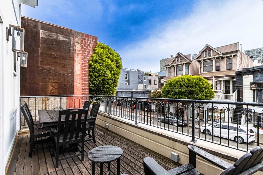 More Photos Of 1932-1938 Union St, San Francisco Storefront Retail Office For Lease