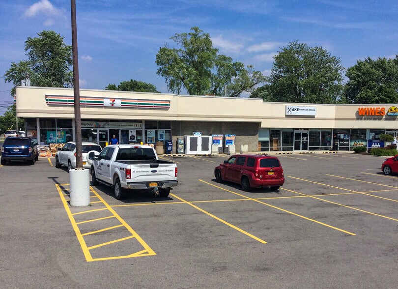 More Photos Of 533 Niagara St, Tonawanda Unknown For Lease