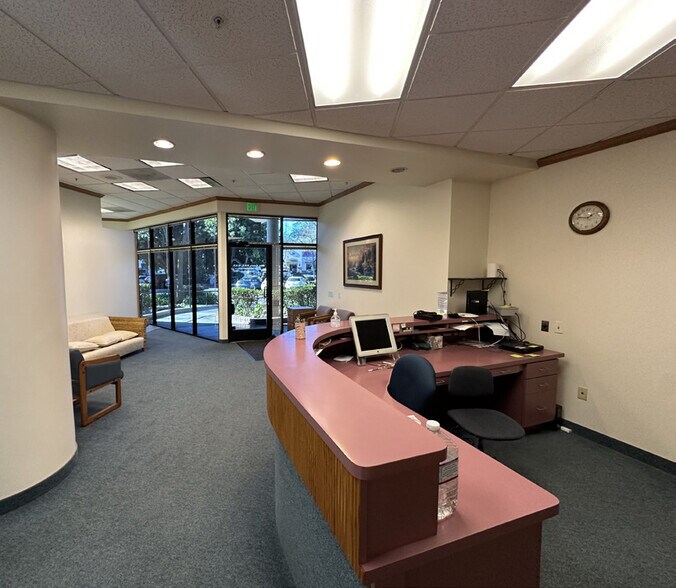 More Photos Of 995-999 E Stanley St, Livermore Medical For Sale
