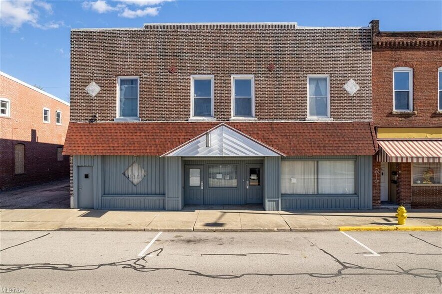 Primary Photo Of 223 2nd St NW, Barberton Storefront Retail Office For Sale