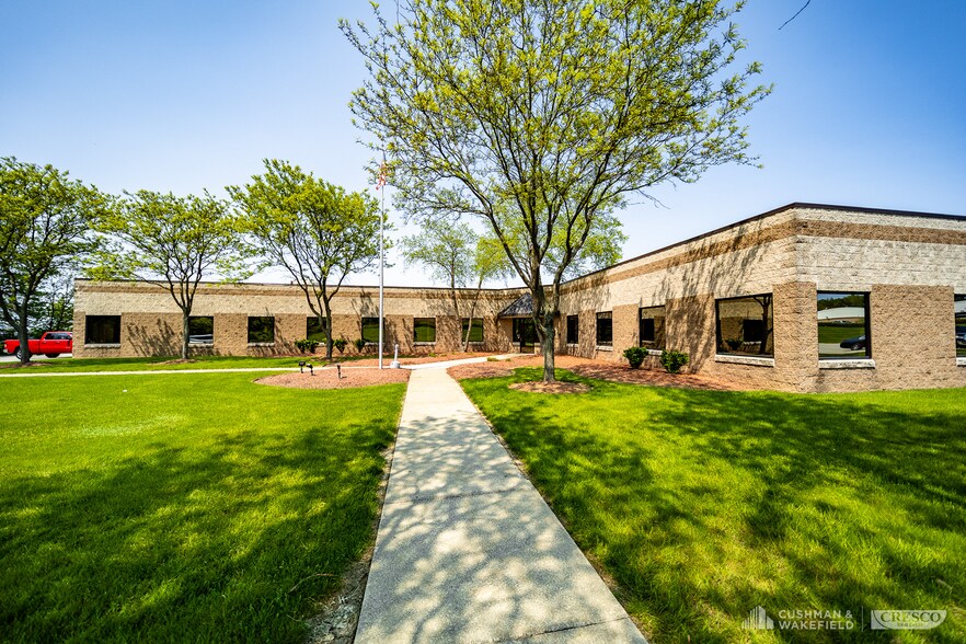 More Photos Of 5335 Avion Park Dr, Highland Heights Manufacturing For Sale