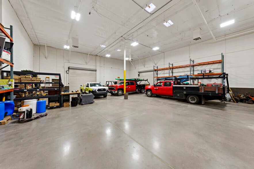 More Photos Of 1425 N Hobson St, Gilbert Warehouse For Lease