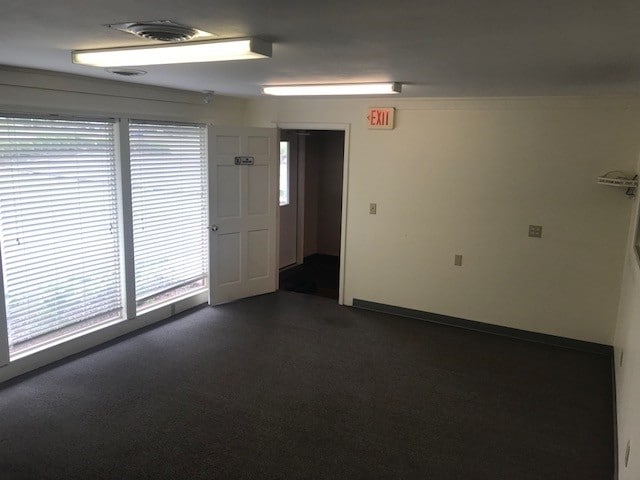 More Photos Of 8557 Oswego Rd, Baldwinsville Office For Lease