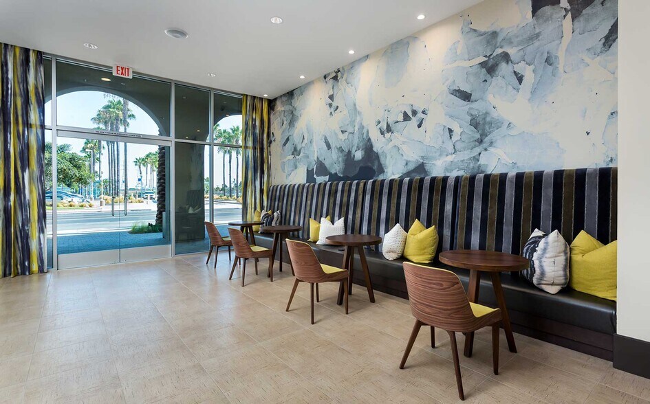 More Photos Of 7400 Center Ave, Huntington Beach Apartments For Lease