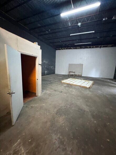 More Photos Of , Gainesville Industrial For Sale