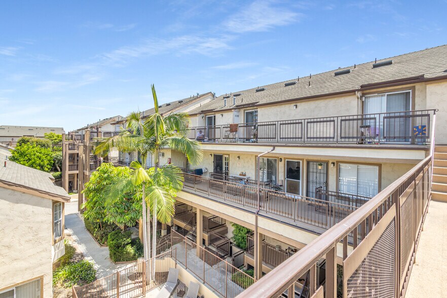 More Photos Of 3710-3750 E Fountain St, Long Beach Apartments For Sale