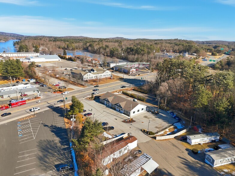 More Photos Of 365 Main St, Sturbridge Storefront For Lease