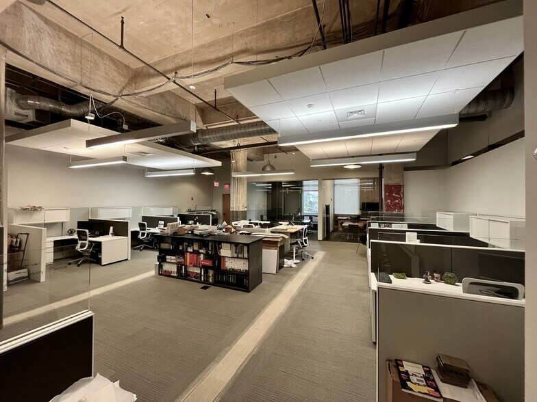 More Photos Of 2459 Wilkinson Blvd, Charlotte Loft Creative Space For Lease