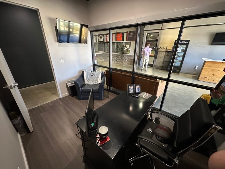 More Photos Of 4312 Republic Ct, Concord Warehouse For Sale