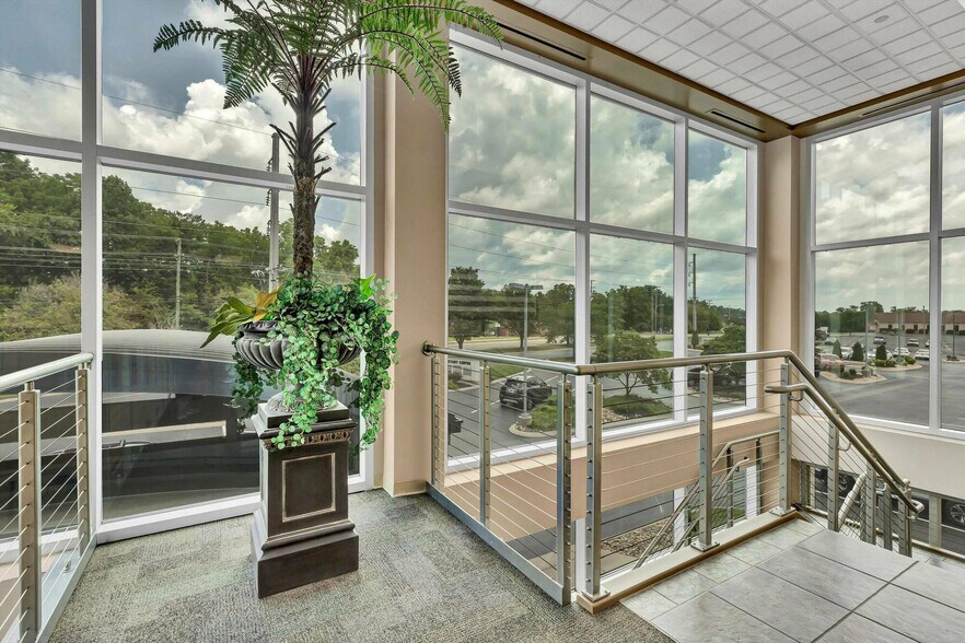 More Photos Of 575 Oak Ridge Tpke, Oak Ridge Medical For Sale