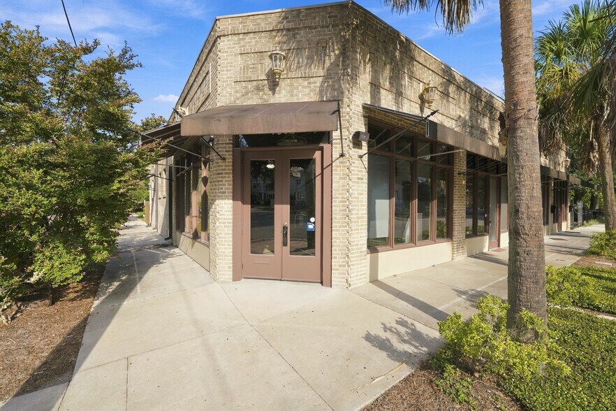More Photos Of 1602-1608 Walnut St, Jacksonville Restaurant For Sale