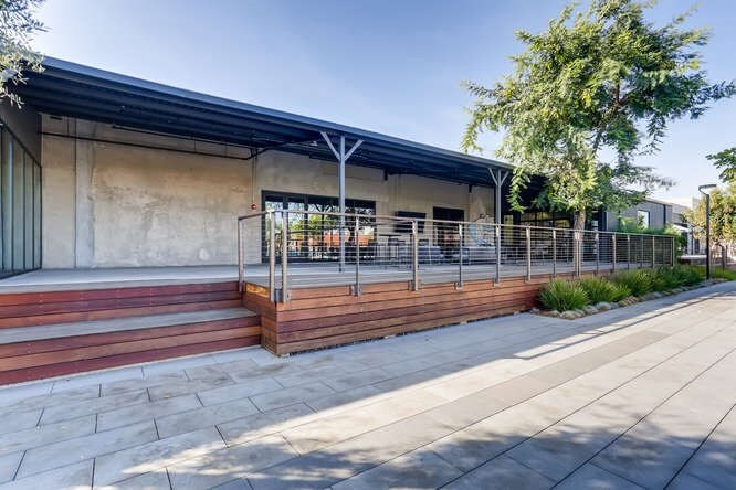 More Photos Of 2030 E Maple Ave, El Segundo Loft Creative Space For Lease