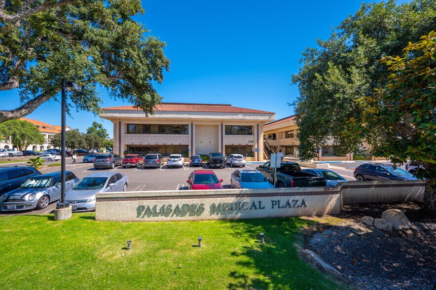 More Photos Of 210 S Palisade Dr, Santa Maria Medical For Lease