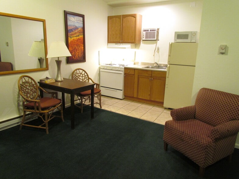 More Photos Of 2105 E Platte Ave, Colorado Springs Hotel For Sale