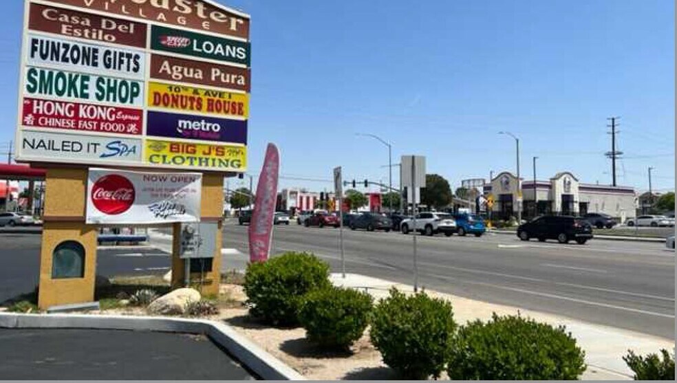 More Photos Of 45235 10th St W, Lancaster General Retail For Lease