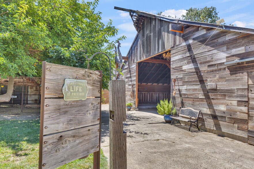 More Photos Of 9455 E Stockton Blvd, Elk Grove Specialty For Sale