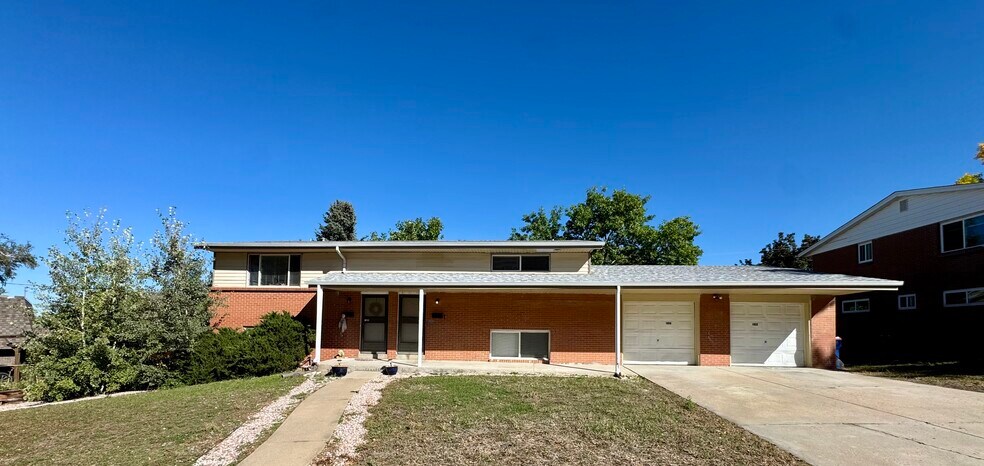 Primary Photo Of 1022 S Arbutus St, Lakewood Multifamily For Sale
