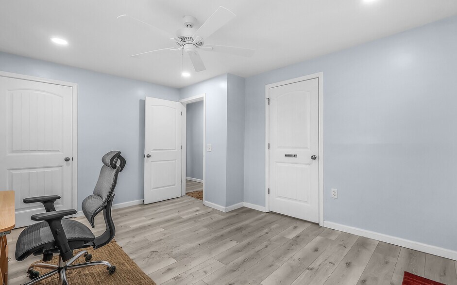 More Photos Of 123 Beasley Rd, Savannah Industrial For Sale