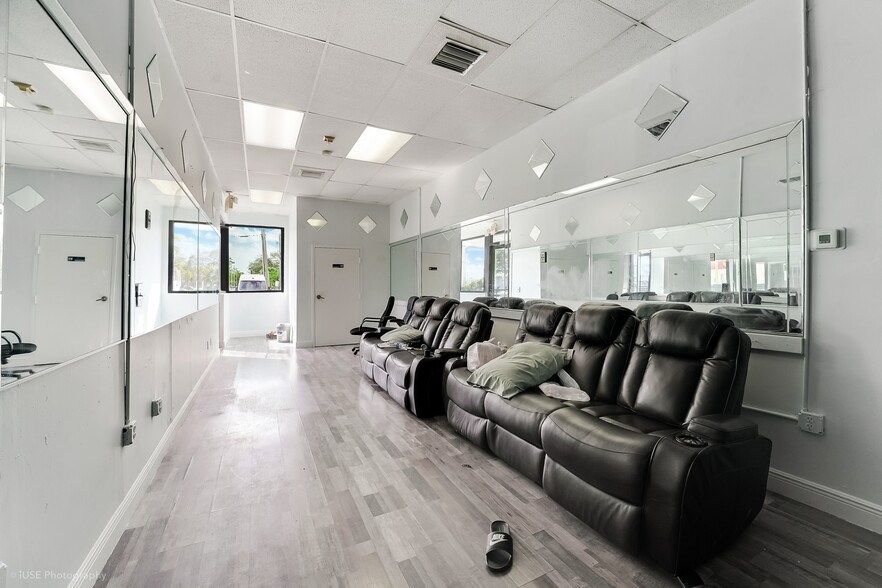 More Photos Of 18575 NW 27th Ave, Opa Locka Service Station For Lease