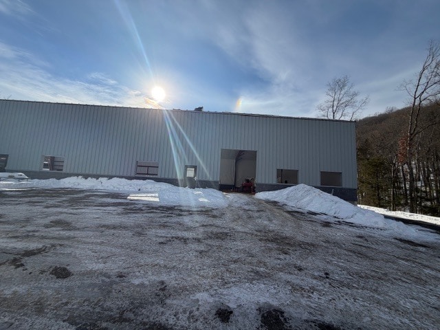 More Photos Of 1 Trowbridge Brg, Bethel Industrial For Lease