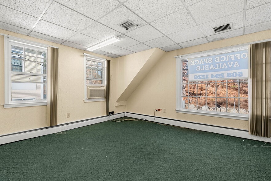 More Photos Of 136 Main St, Acton Unknown For Lease