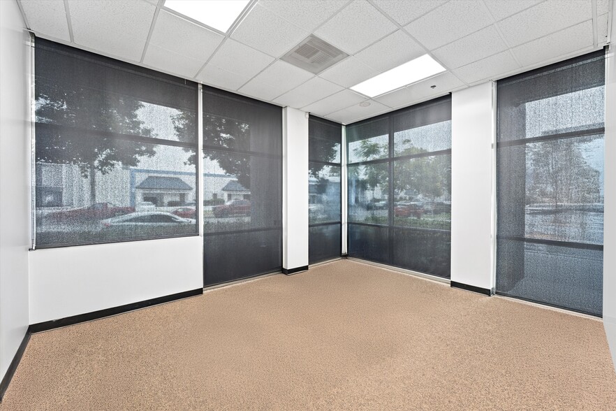 More Photos Of 7433-7439 Lampson Ave, Garden Grove Warehouse For Sale