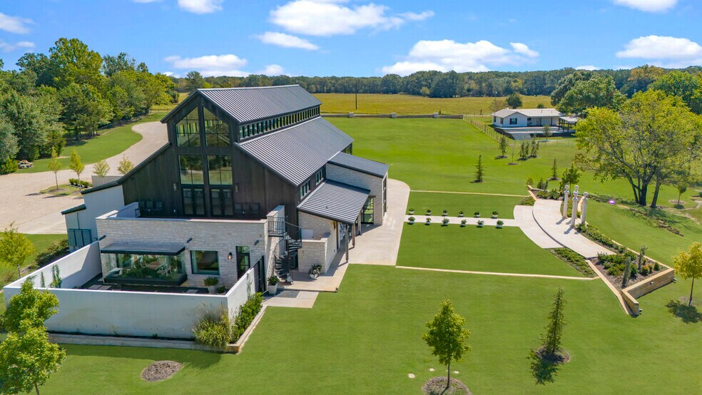 More Photos Of 2769 RS County Road 3160, Emory Lodge Meeting Hall For Sale