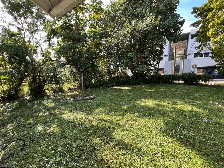 More Photos Of 648 South Dr, Miami Springs Medical For Sale