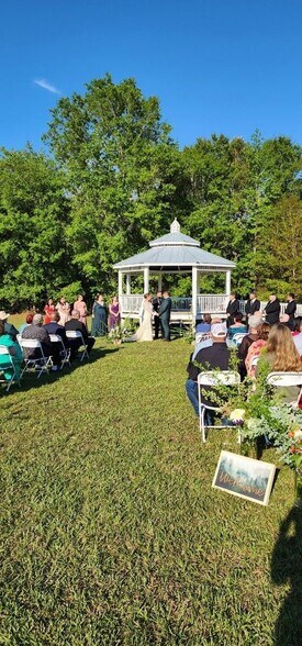 More Photos Of 30 Old Palmetto Path, Saint Marks Restaurant For Sale