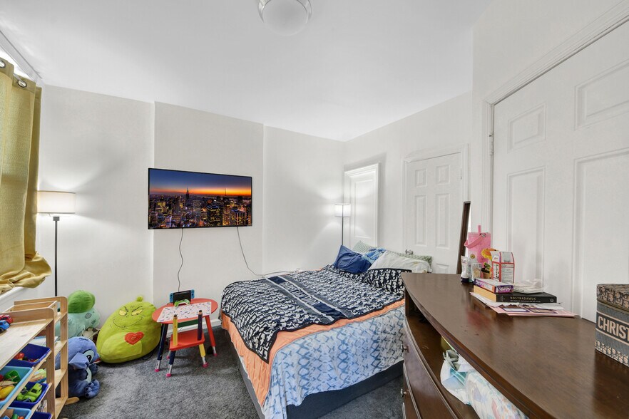 More Photos Of 1748 Cross Bronx Expy, Bronx Apartments For Sale