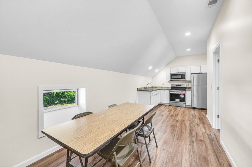 More Photos Of 526 College Hwy, Southwick Specialty For Sale