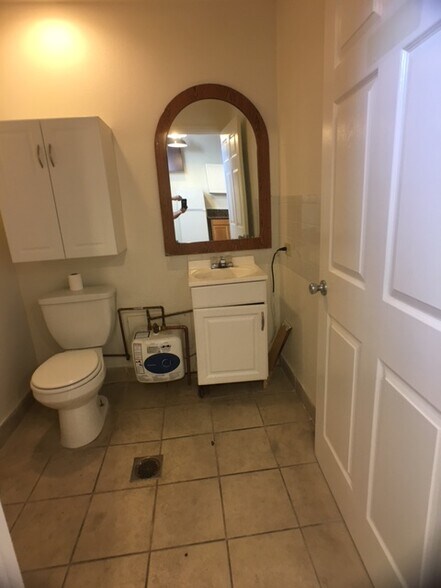 More Photos Of 3315-3321 W Kimber Dr, Newbury Park Unknown For Sale